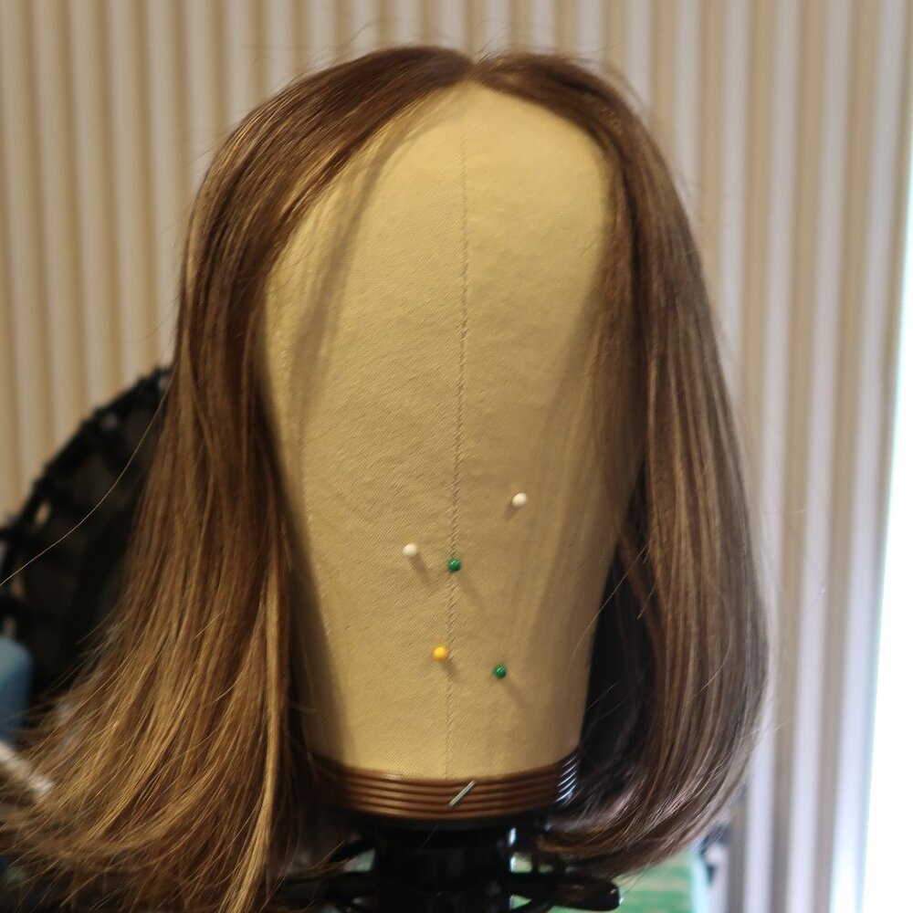 LeBeauty Human Hair Brunette Wig with Highlights - Picture 2 of 16